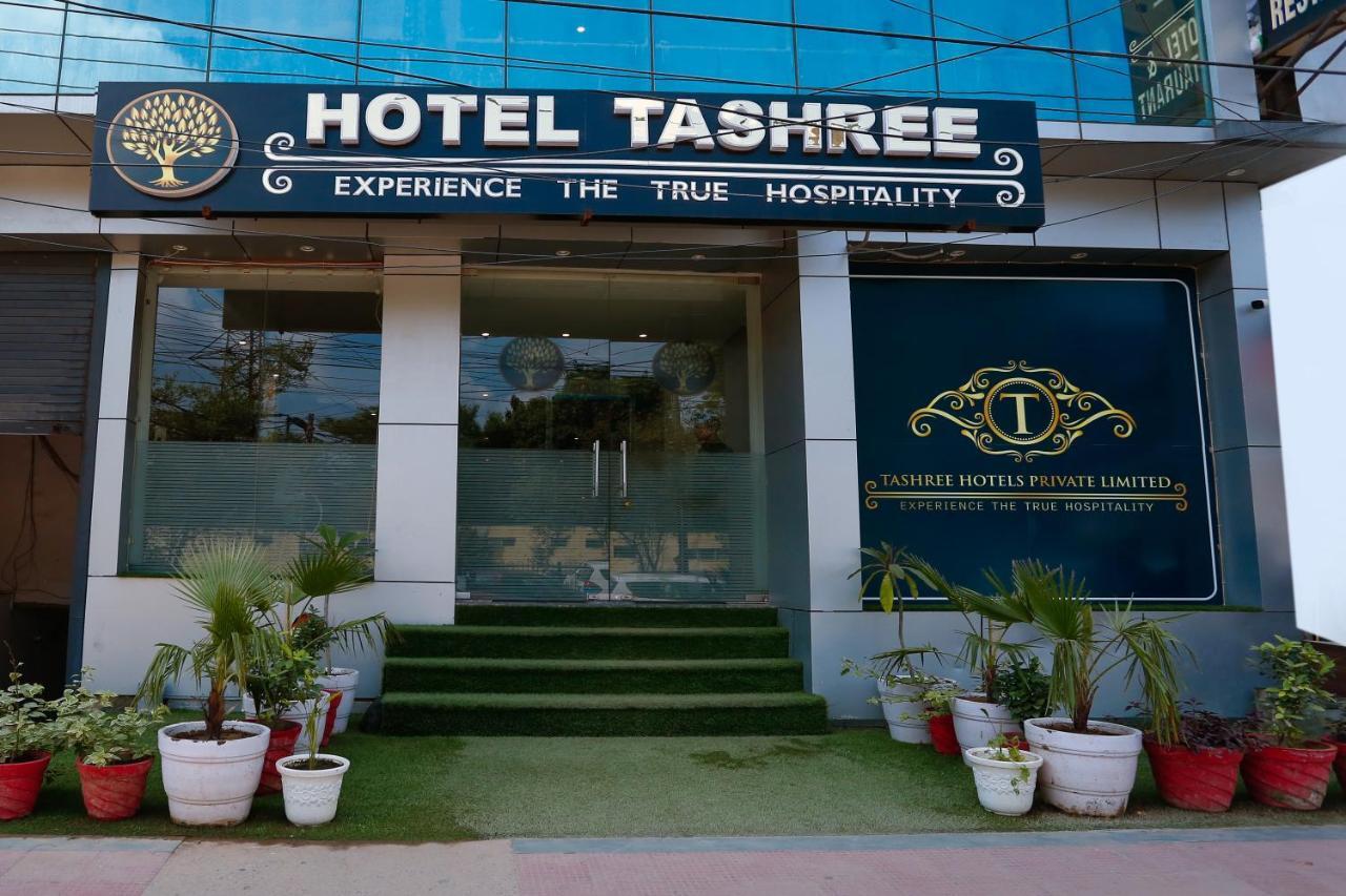 Airport Hotel Tashree Nueva Delhi Exterior foto