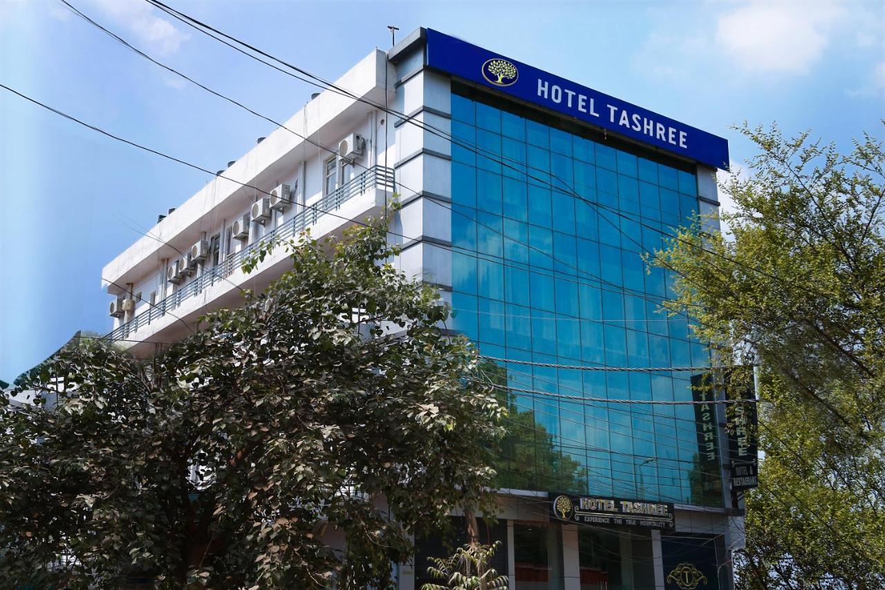 Airport Hotel Tashree Nueva Delhi Exterior foto